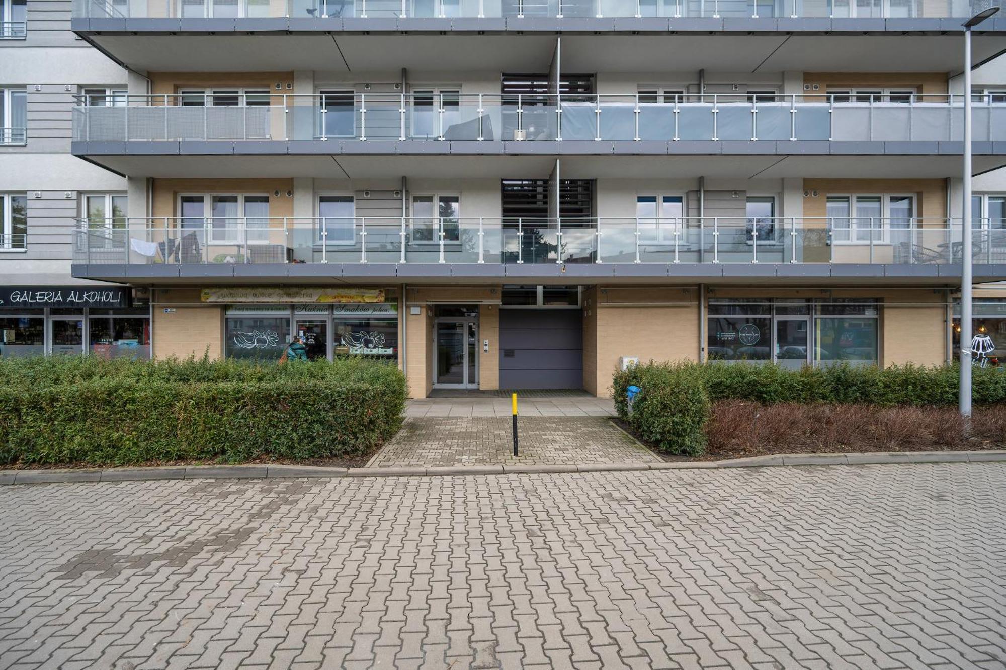 Klimasa White&blue With Balcony In By Renters Apartamento Breslavia